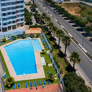 apt-vaumar-silhueta-citadina.hotelaalgarve.com/